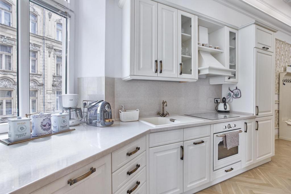 Luxury Nostalgia Apartment