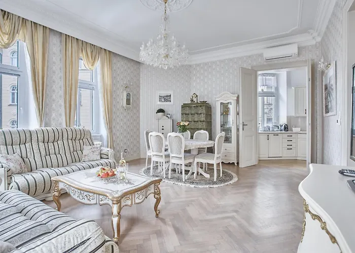 Apartment Luxury Nostalgia