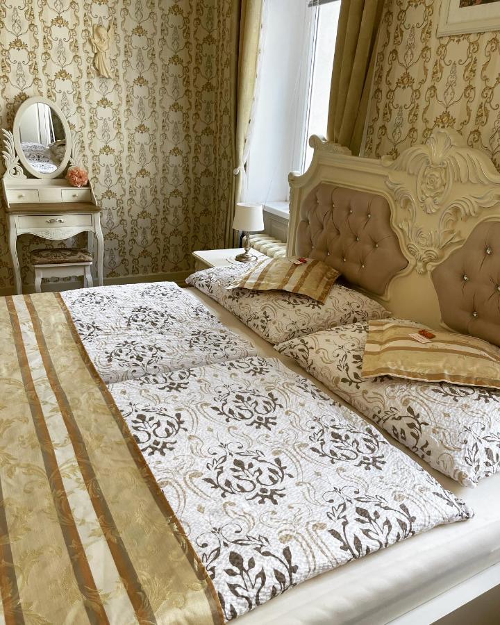 Luxury Nostalgia * Karlovy Vary